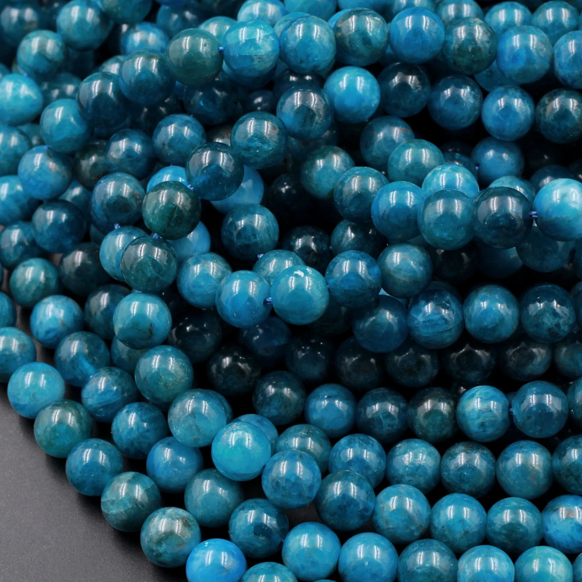 AA Natural Teal Blue Apatite 4mm 6mm  8mm 10mm Round Beads15.5" Strand