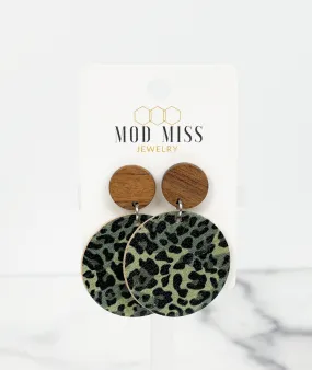 Cork Leather Round Earring Leopard Camo