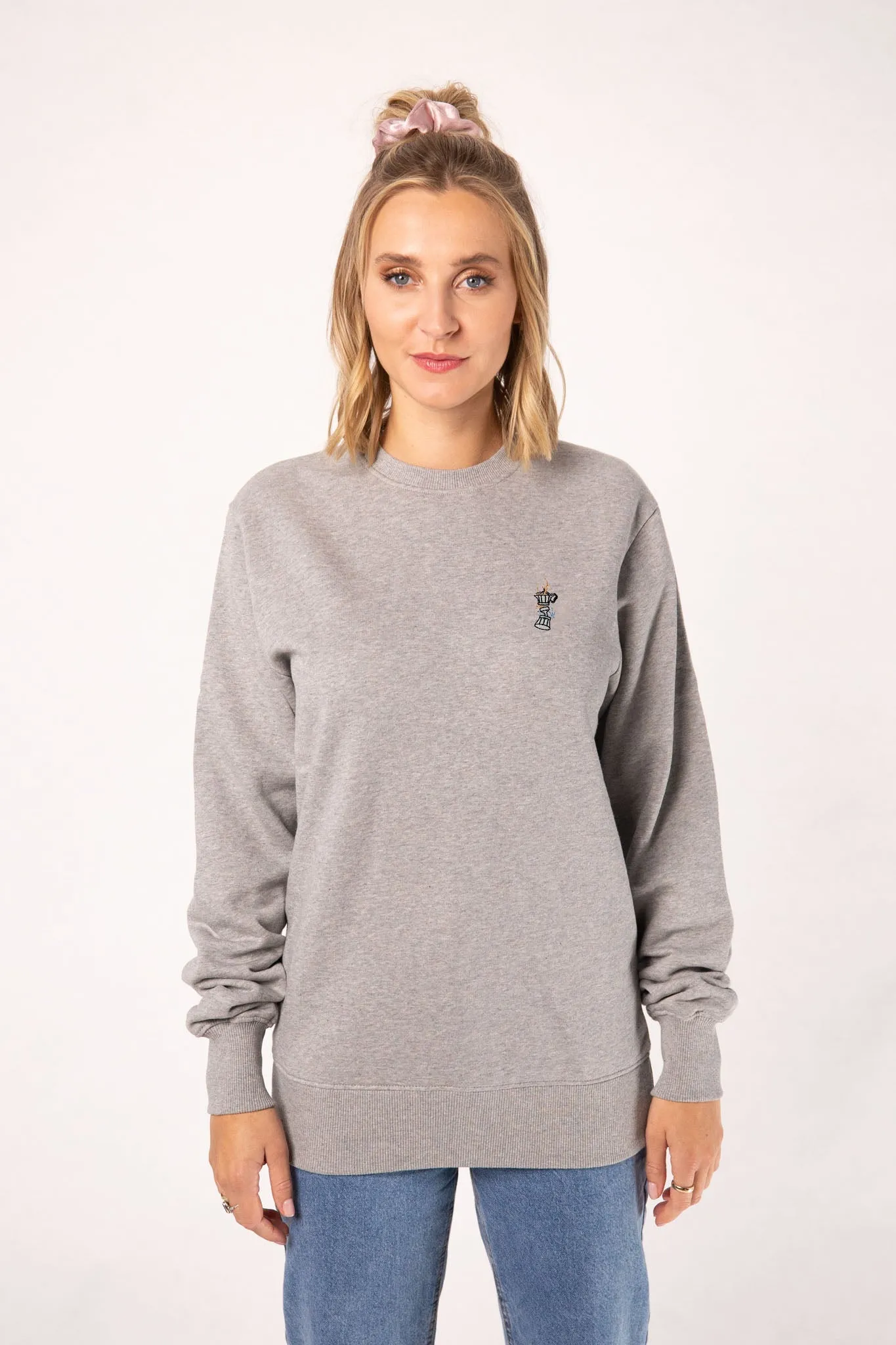 Espressokocher Boom | Bestickter Bio-Baumwoll Frauen Pullover