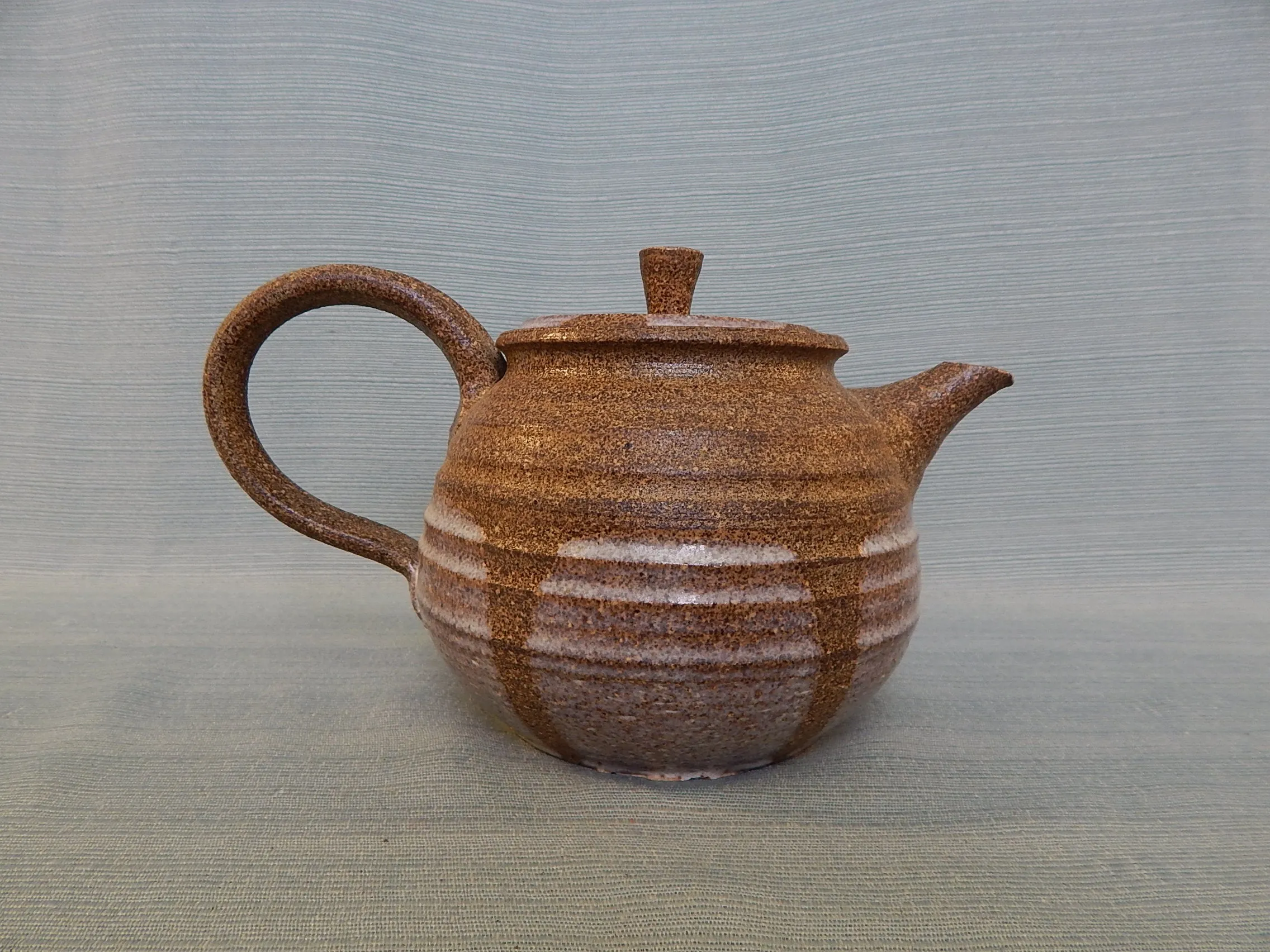 Stoneware Teapot - Very Good Condition